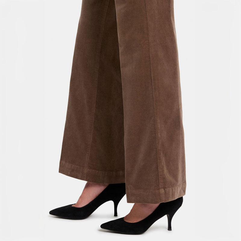 Teresa Wide Leg Velvet Trousers in Elmwood