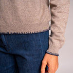 Blanket Stitch Crew Neck Jumper in Brown/Navy