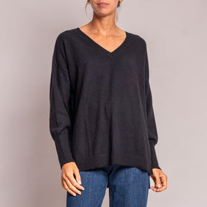 Oversize V Neck Jumper in Black