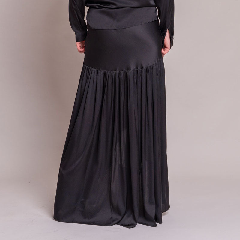 SILK95FIVE Palm Royale Skirt in Noir