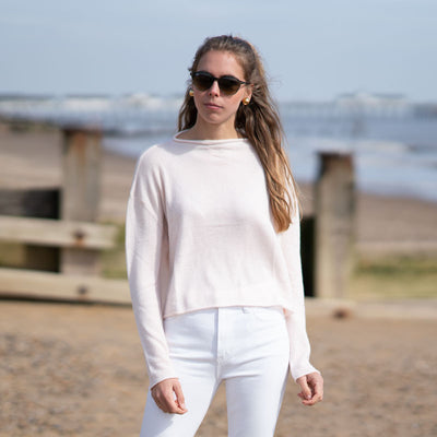 COLLEN & CLARE Egg Lightweight Merino/Cashmere Mix Crop Knit in Soft Pink