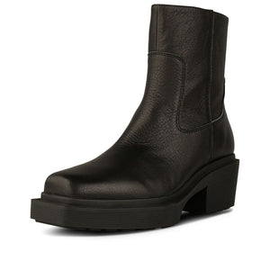 Amina Leather Boots in Black