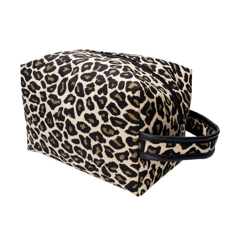 Nyla Washbag in Leo