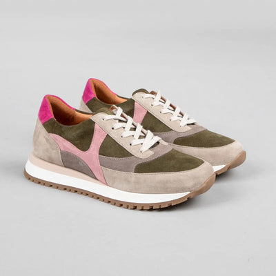 Cinda Trainers in Khaki