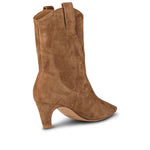 Dicte Suede Boots in Caramel