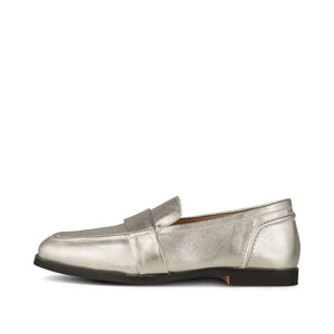 Erika Saddle Loafer in Silver Metallic