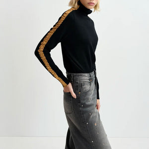 Gertini Bi Colour Turtle Neck in Black