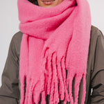 Gella Scarf in Magenta