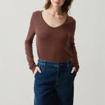 Jacksonville L/S V-neck Top in Brownie Vintage