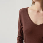 Jacksonville L/S V-neck Top in Brownie Vintage