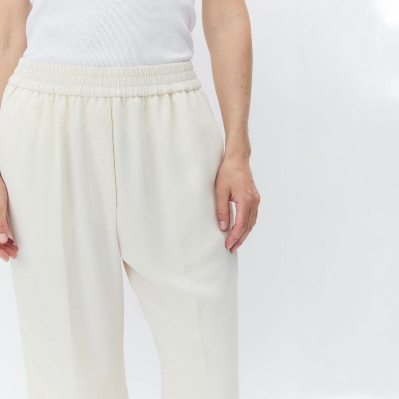 Jonah Classic Gabardine Trousers in Ivory