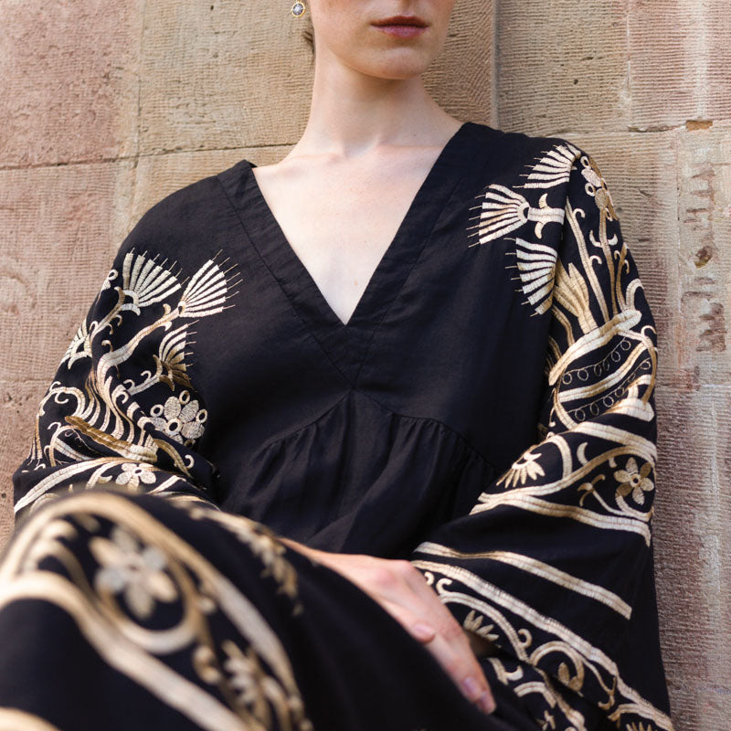 GREEK ARCHAIC KORI Crete Dress in Black/Gold