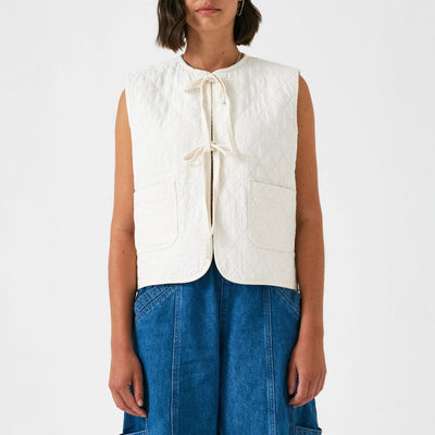 SEVENTY & MOCHI Aria Vest in Ecru