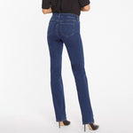 Marilyn Straight Leg Jeans in Quinn