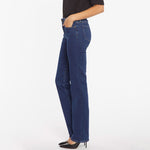 Marilyn Straight Leg Jeans in Quinn