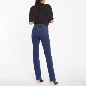 Marilyn Straight Leg Jeans in Quinn