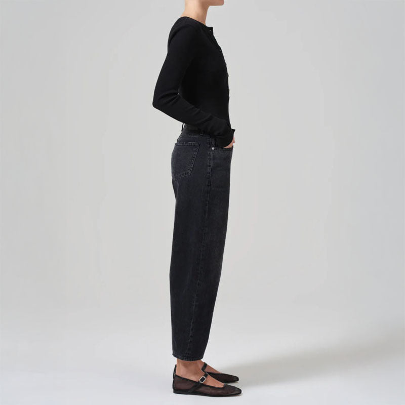 Miro Tapered Barrel Leg Jeans in Domino