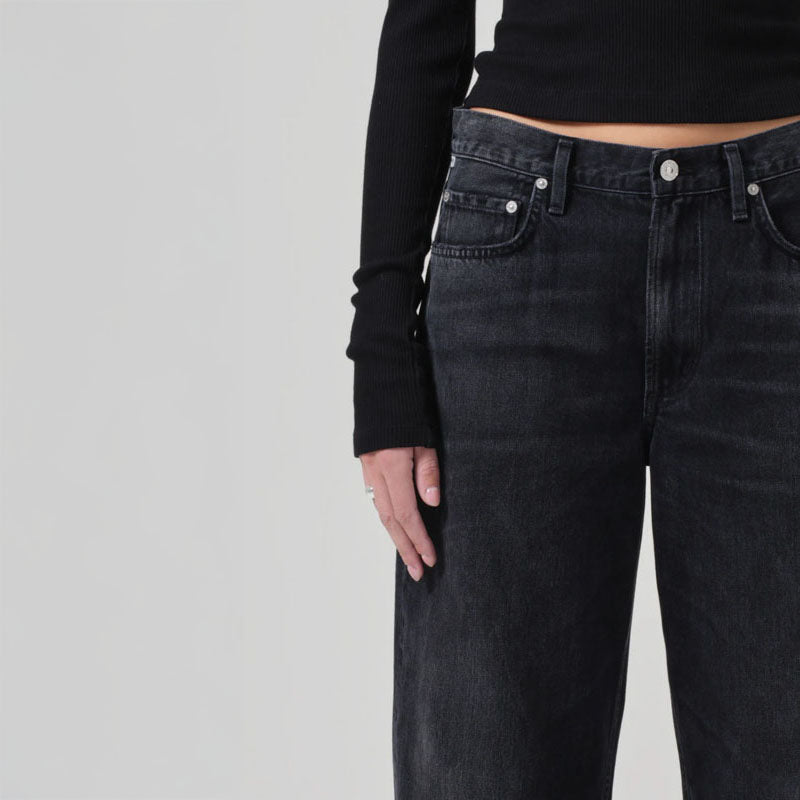 Miro Tapered Barrel Leg Jeans in Domino