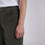 Ragnar Relaxed Solotex Corduroy Pant in Ivy Green