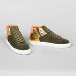 Nick Hi Top Trainers in Khaki/Gold