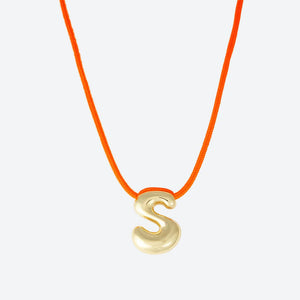 LA MOME BIJOU S Initial Joy Letter Necklace in Gold