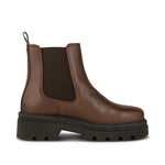 Sanna Leather Chelsea Boots in Brown