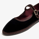 Sethe Ballet Flats in Black