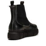 Tove Leather Chelsea Boots in Black