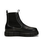 Tove Leather Chelsea Boots in Black