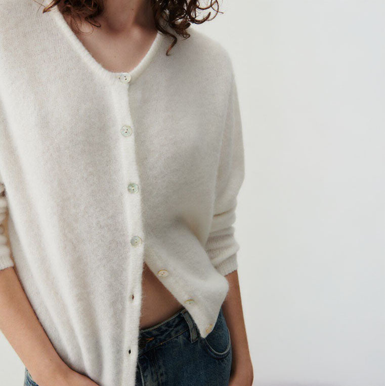 Vitow Cardigan in White