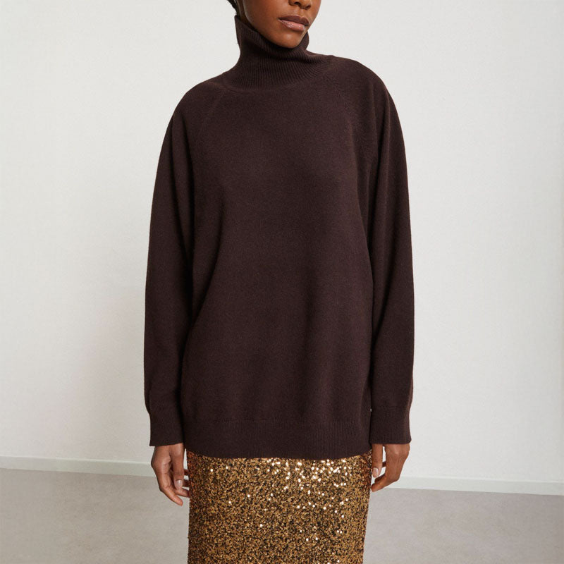 Oversized Raglan Wool Jumper in Chocolate