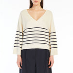 Leva Oversized Cashmere Sweater in Ecru