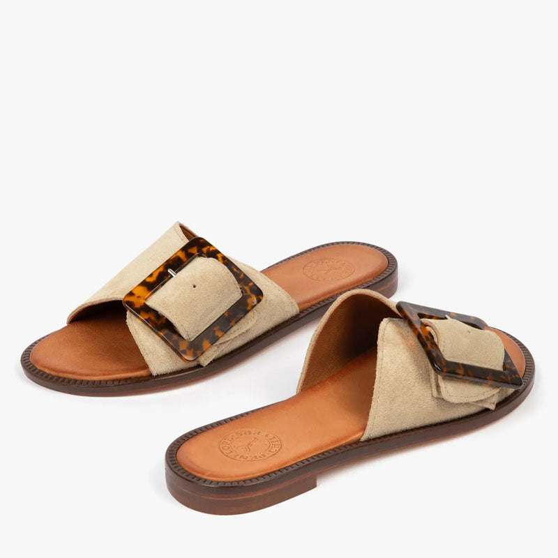 Biarritz Buckle Sandals in Camel