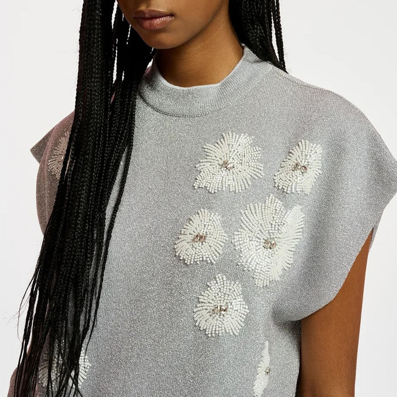 Eruby Embroidered Knit in Silver/Off White